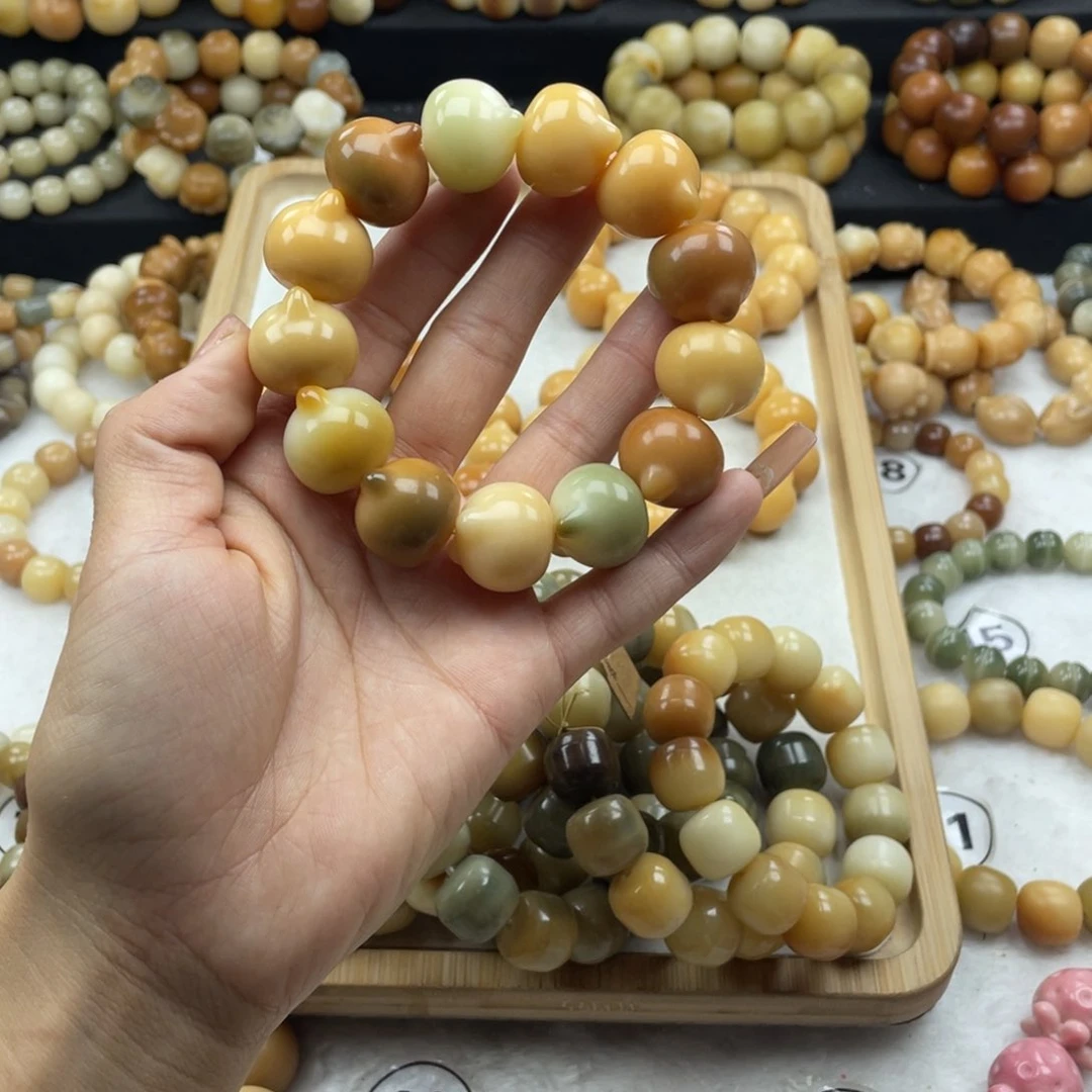 白玉菩提吊坠猫头20