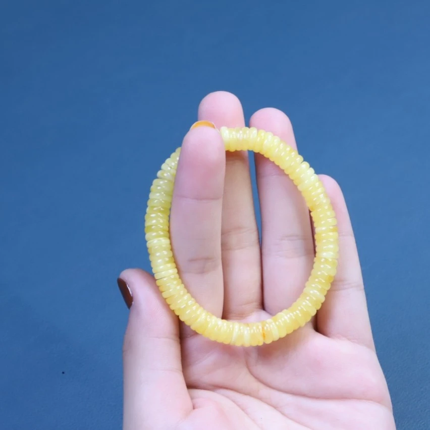 天然蜜蜡手串素圈隔片款手饰单圈精美素款黄色手串精美饰品时尚
