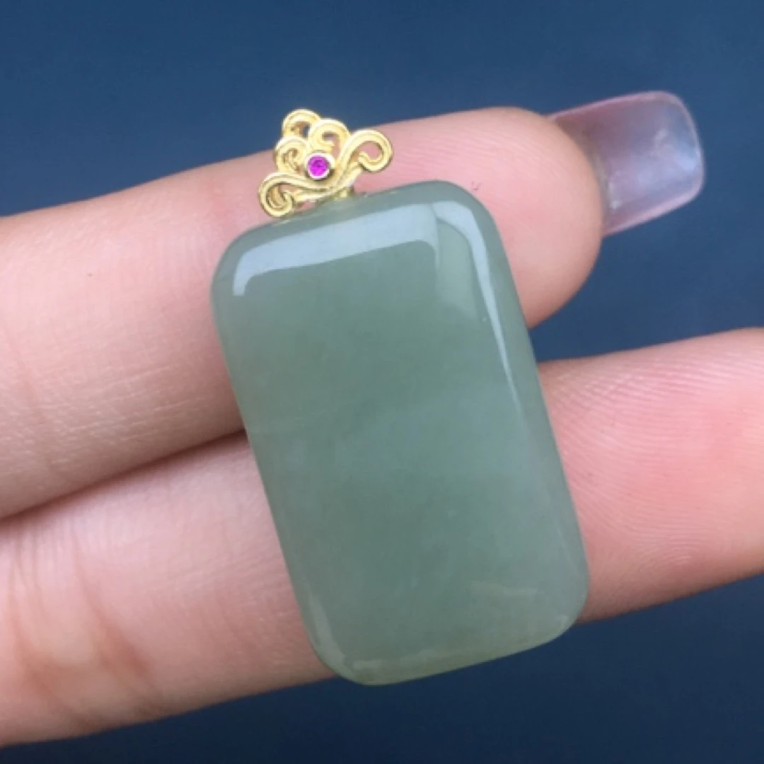 天然和田玉吊坠无事牌简约精美时尚气质项链