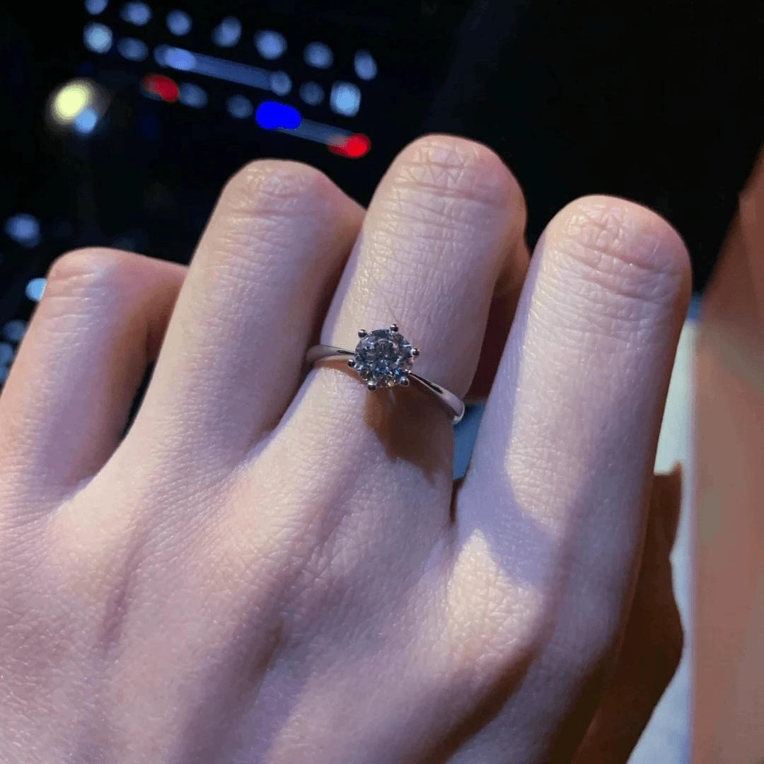 925银莫桑石戒指 经典6爪活口女士戒指