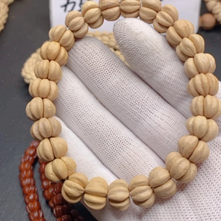 【闪购商品】白玉菩提吊坠承*