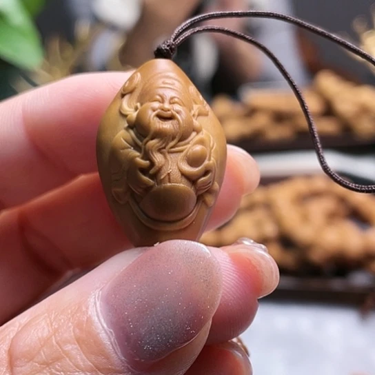 橄榄核核雕橄榄核