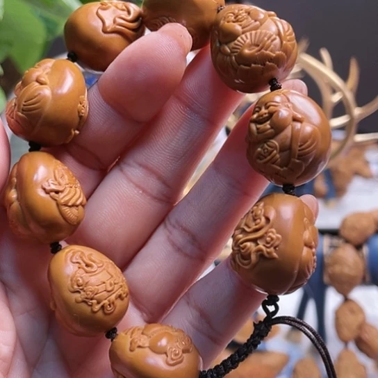 橄榄核核雕橄榄核