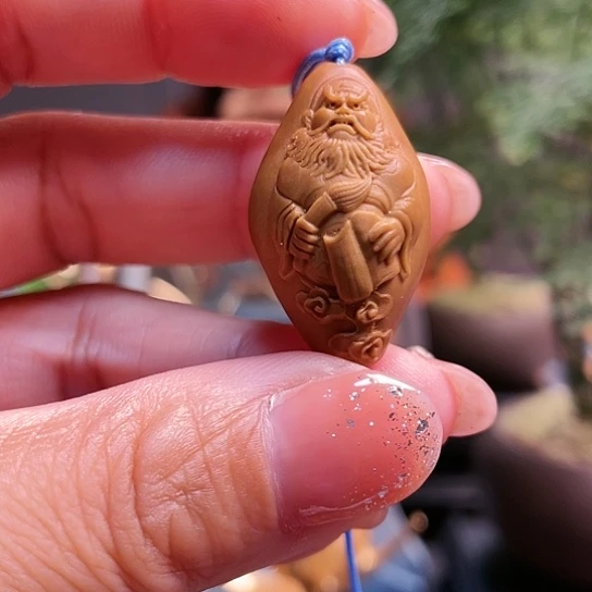 橄榄核核雕橄榄核