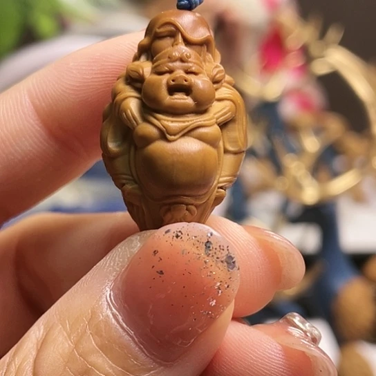 橄榄核核雕橄榄核