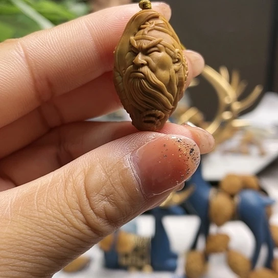 橄榄核核雕橄榄核