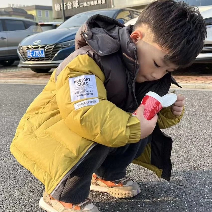 【闹闹家】2024新款儿童潮酷新国标90白鸭绒洋气保暖羽绒服NN2208