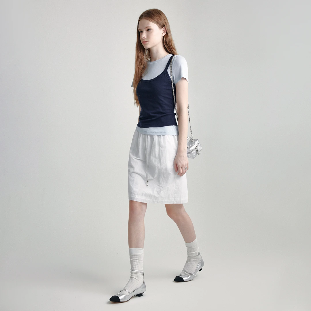 范洛 时髦精“显瘦简约 清透层次感”吊带短袖两件套FX24T012推广