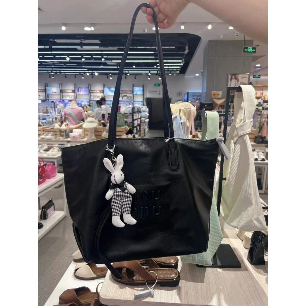 2025秋冬新款大容量小众高级感腋下包通勤托特包单肩包包女包百搭