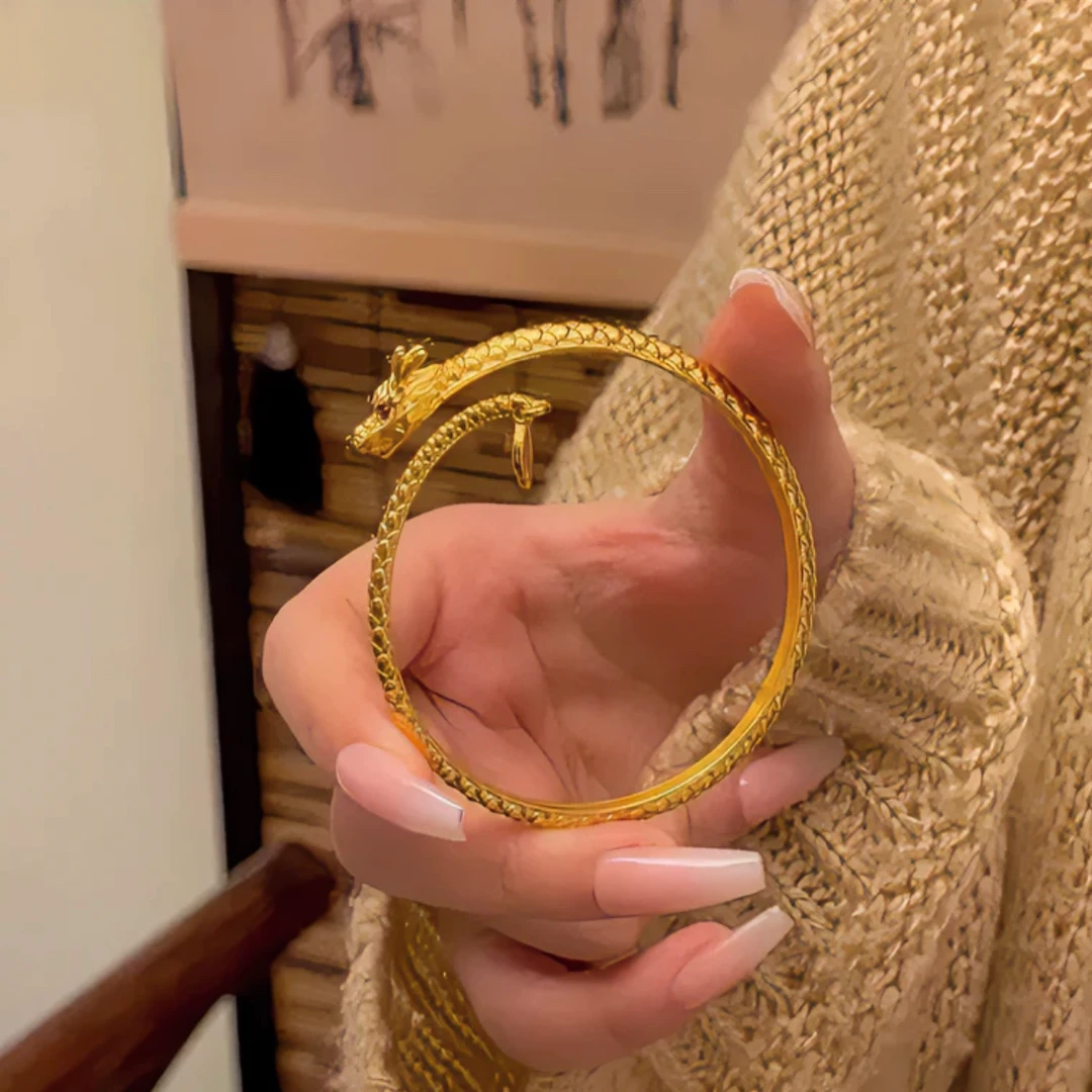 钛钢手镯 国风神龙摆尾手镯女款百搭不掉色可调节本命年盘龙镯子