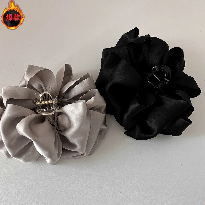 妍媛法式复古蝴蝶结发饰高级感布艺泡泡抓夹头饰黑色秋日网红爆款