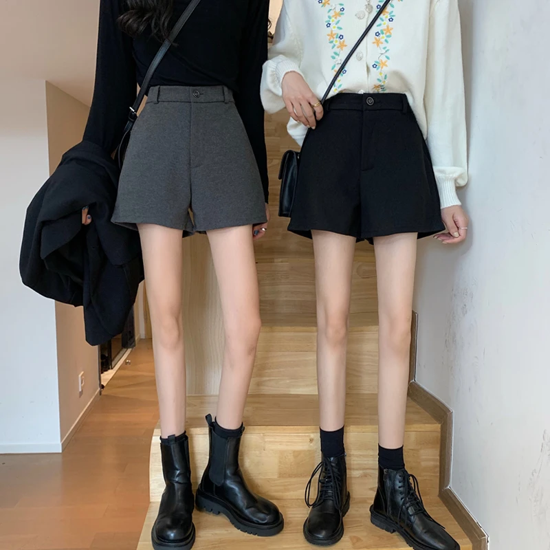 毛呢短裤女秋冬2024新款小个子显瘦百搭高腰a字休闲裤外穿靴裤子