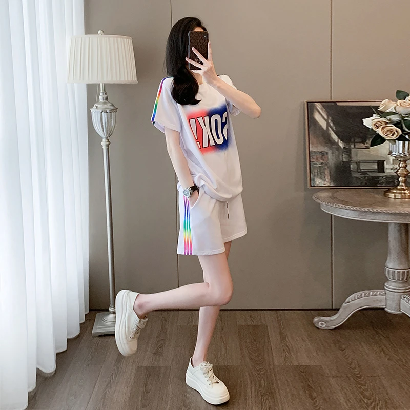 显瘦休闲运动套装女夏新款特色多彩印花宽松短袖短裤清爽两件套潮