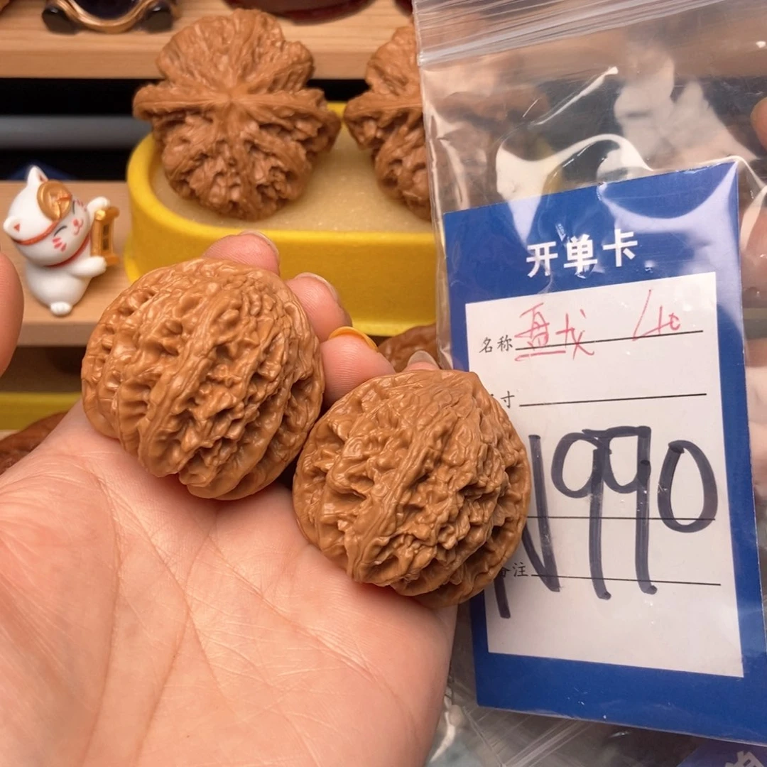 桃核把件核桃盘龙40
