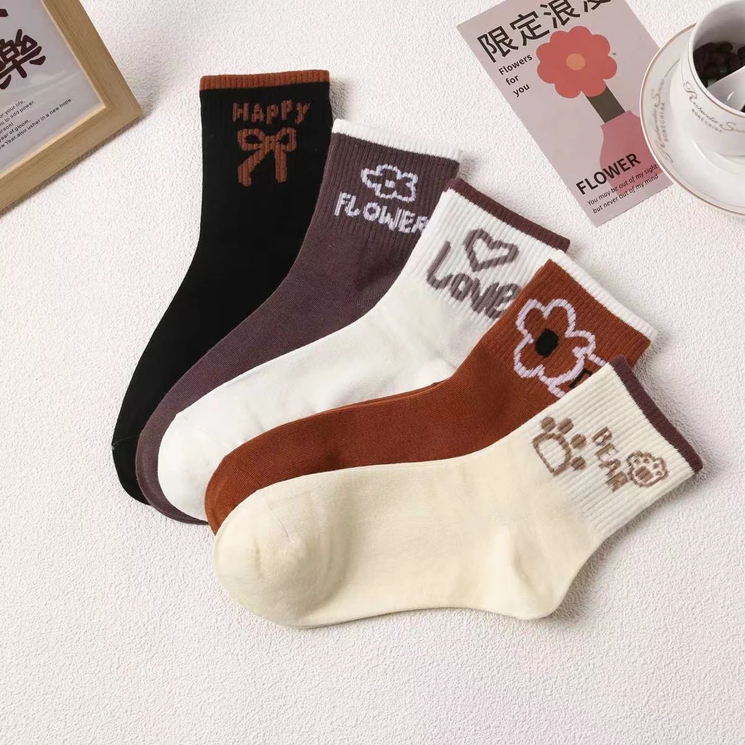 袜子女中筒袜爱心花朵短筒袜春秋新款日系少女风卡通熊低帮女袜