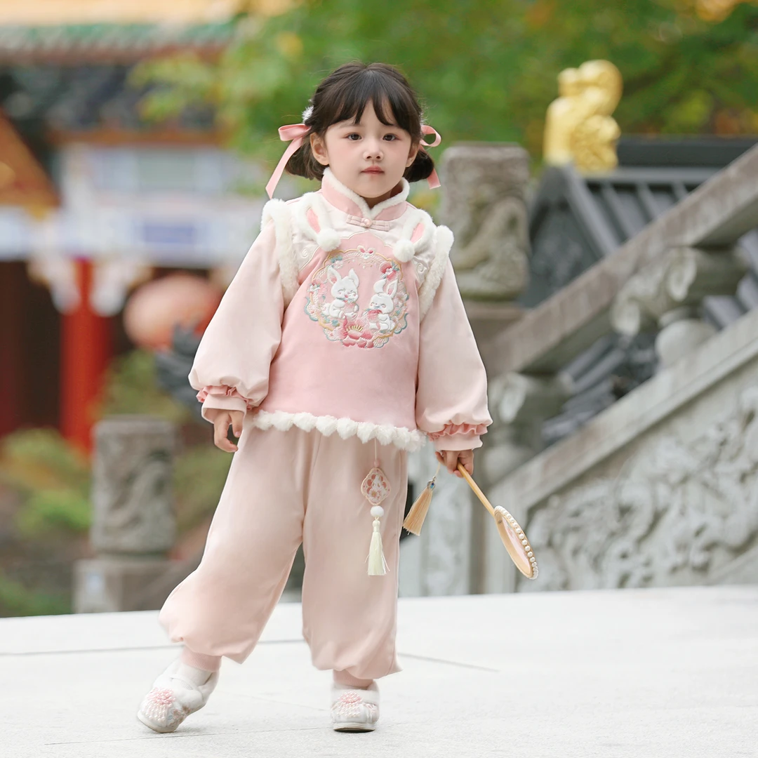 【桃桃兔】女童汉服套装冬季2024新款儿童秋冬国风唐装宝宝古风套装