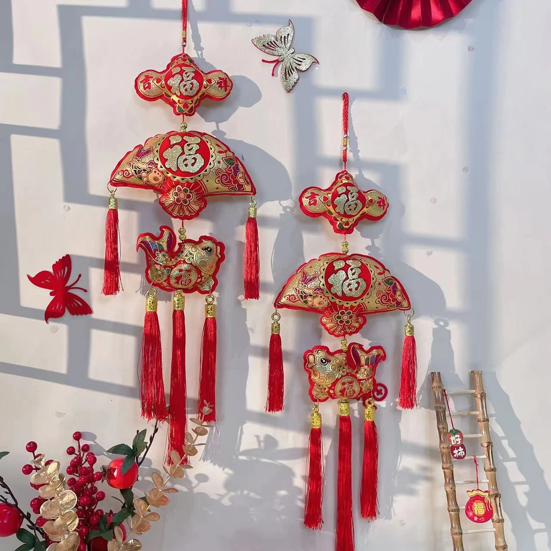 8024新年挂饰扇形弯鱼三连挂饰新年元旦室内装饰挂件