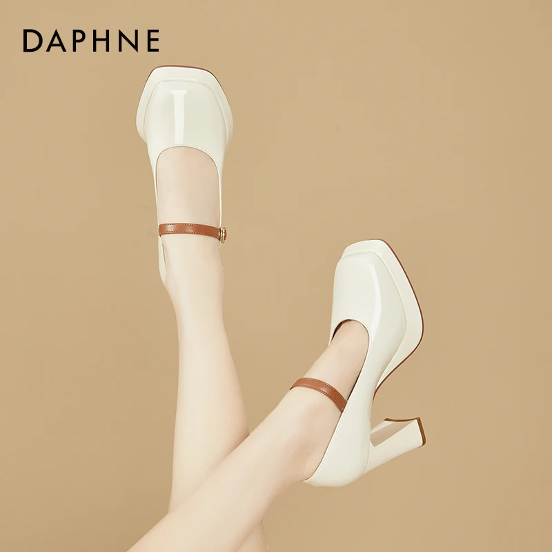 达芙妮软底粗跟凉鞋2025夏季新款超高跟包头拖法式方头女士单鞋YQ