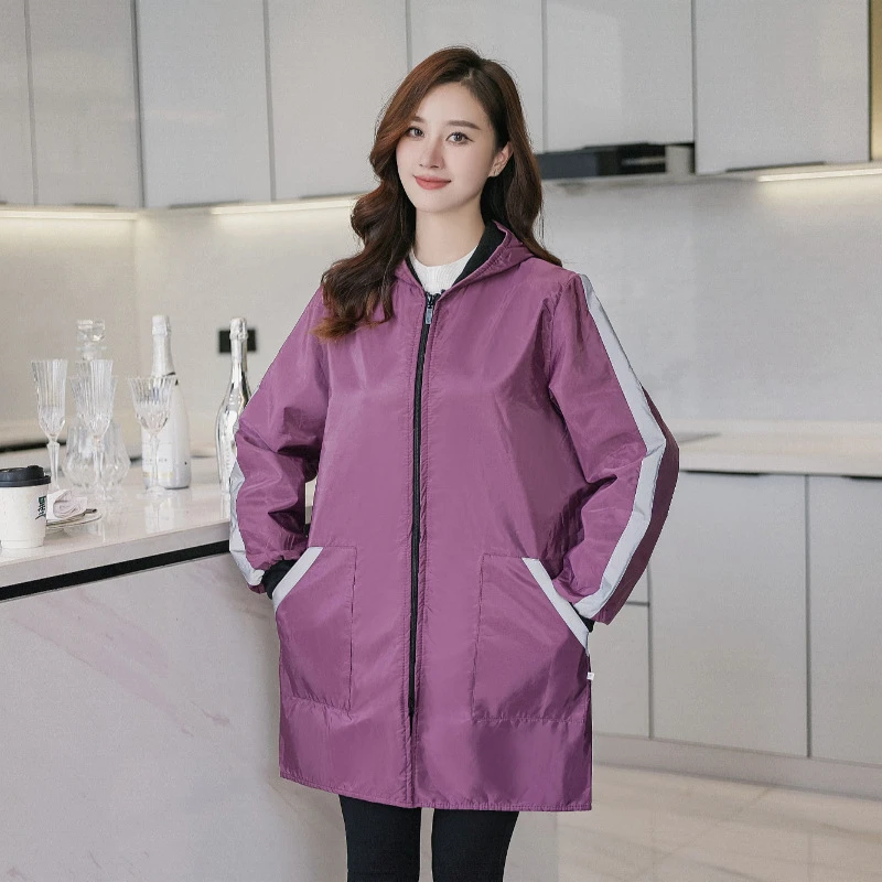 秋冬女士风衣外套新款韩版宽松拼色冲锋衣户外休闲连帽大码工作服
