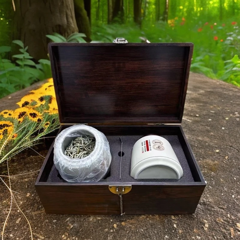 【远大前程】白毫银针 陶瓷罐白茶茶叶格物高档礼盒装过节送礼长辈