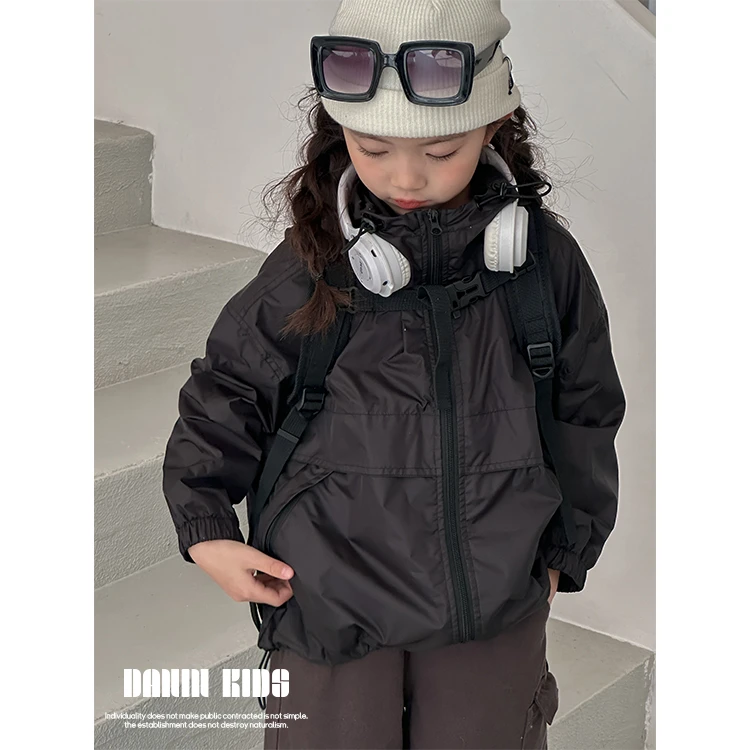 【嗒囜】儿童2024春秋季新款拼接设计师款时尚户外防风连帽宽松外套