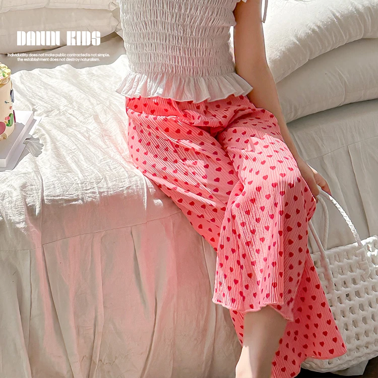 【嗒囜】女童洋气时尚爱心印花喇叭裤儿童夏款薄款休闲裤230999