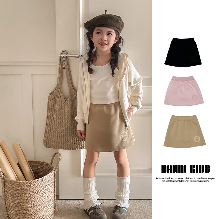 【嗒囜】女童春季新款显瘦半身裙时尚百搭A字松紧腰洋气短裙242550