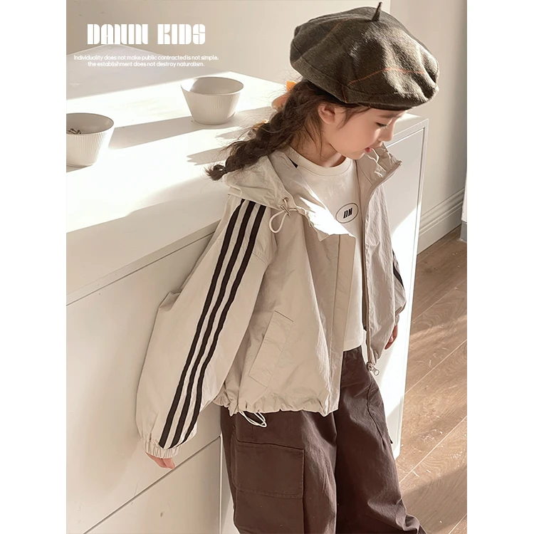 【嗒囜】240113春秋季时尚户外宽松版连帽外套儿童休闲百搭洋气外套