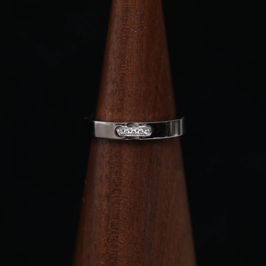 99新 Chaumet/尚美 久久 缘系一生 镶钻铂金戒指 49