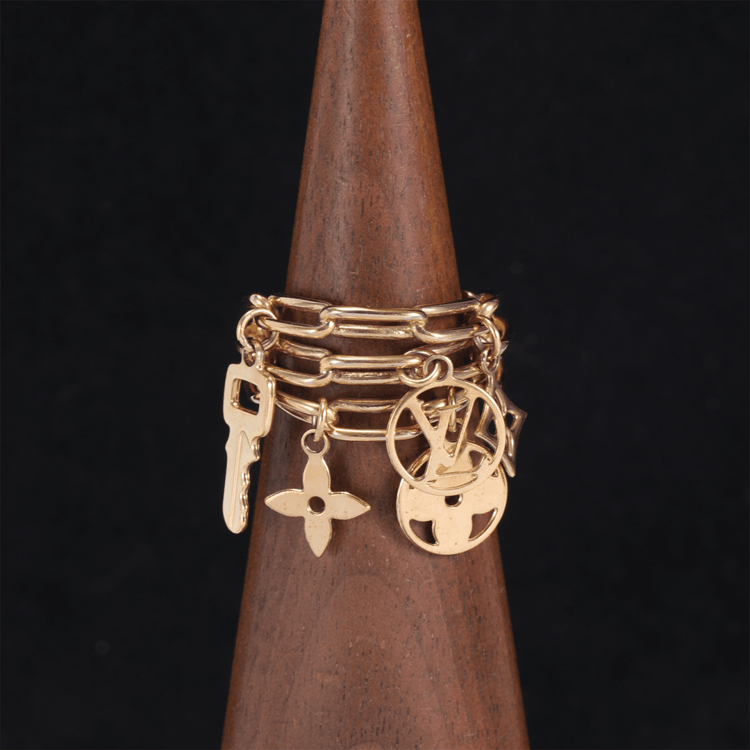 99新 LouisVuitton/路易威登 久久 ROMAN HOLIDAYS 戒指 合金 m