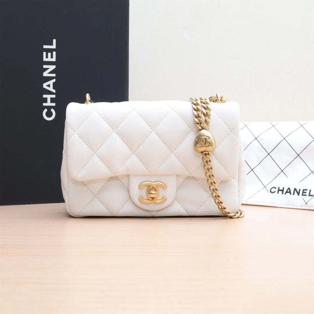99新 Chanel/香奈儿 小花姑姑P23475775323P CF 口盖包 19cm 白色