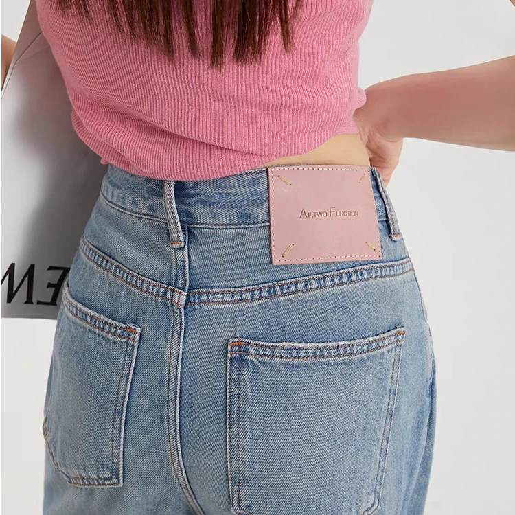 SU【552】82代 愫玥 流苏设计感窄版直筒浅蓝色牛仔拖地裤~