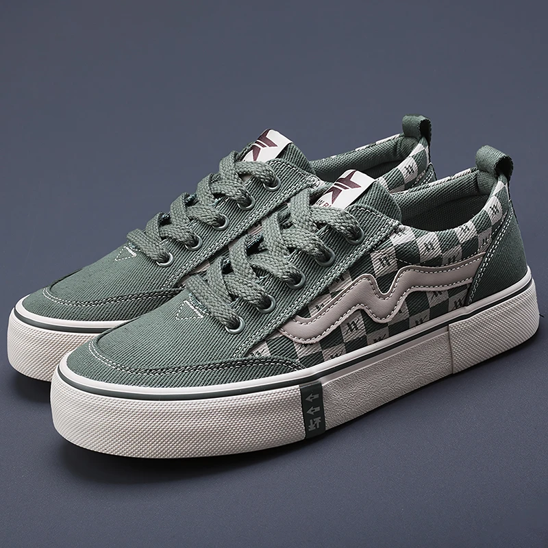24842秋季新款男士棋盘格透气帆布鞋舒适百搭潮鞋休闲低帮休闲鞋