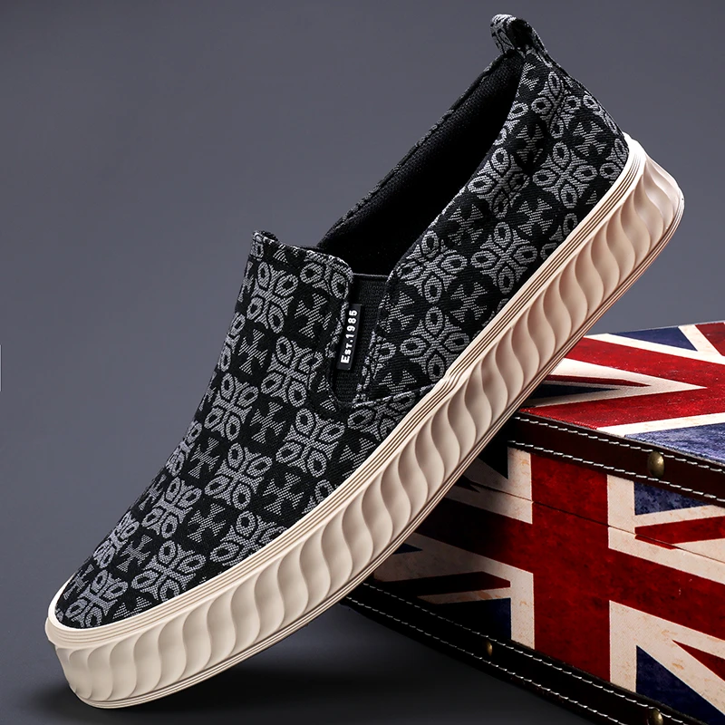 24807一脚蹬男士印花潮鞋2024年秋季透气布鞋舒适百搭软底休闲鞋