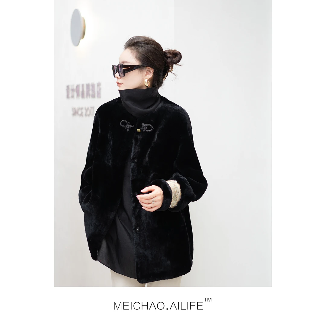 【AILIFE】秋冬新款时尚轻奢高级感新中式风皮毛一体外套D0077