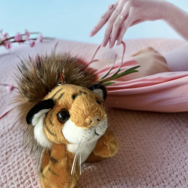 毛绒小老虎貉子毛球钥匙扣