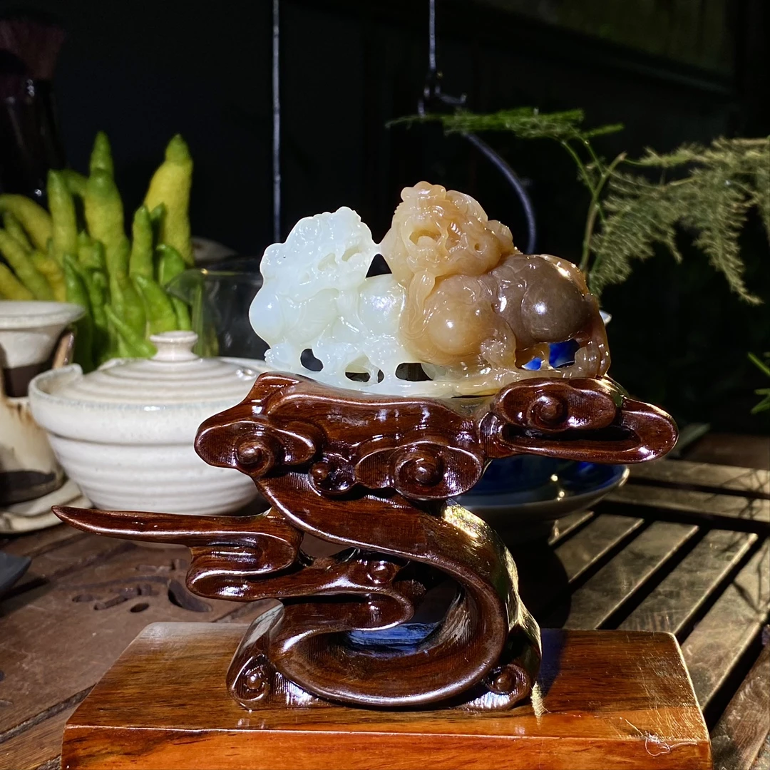 天然和田玉且末糖白麒麟摆件手把件望子成龙玉石摆件文玩送礼