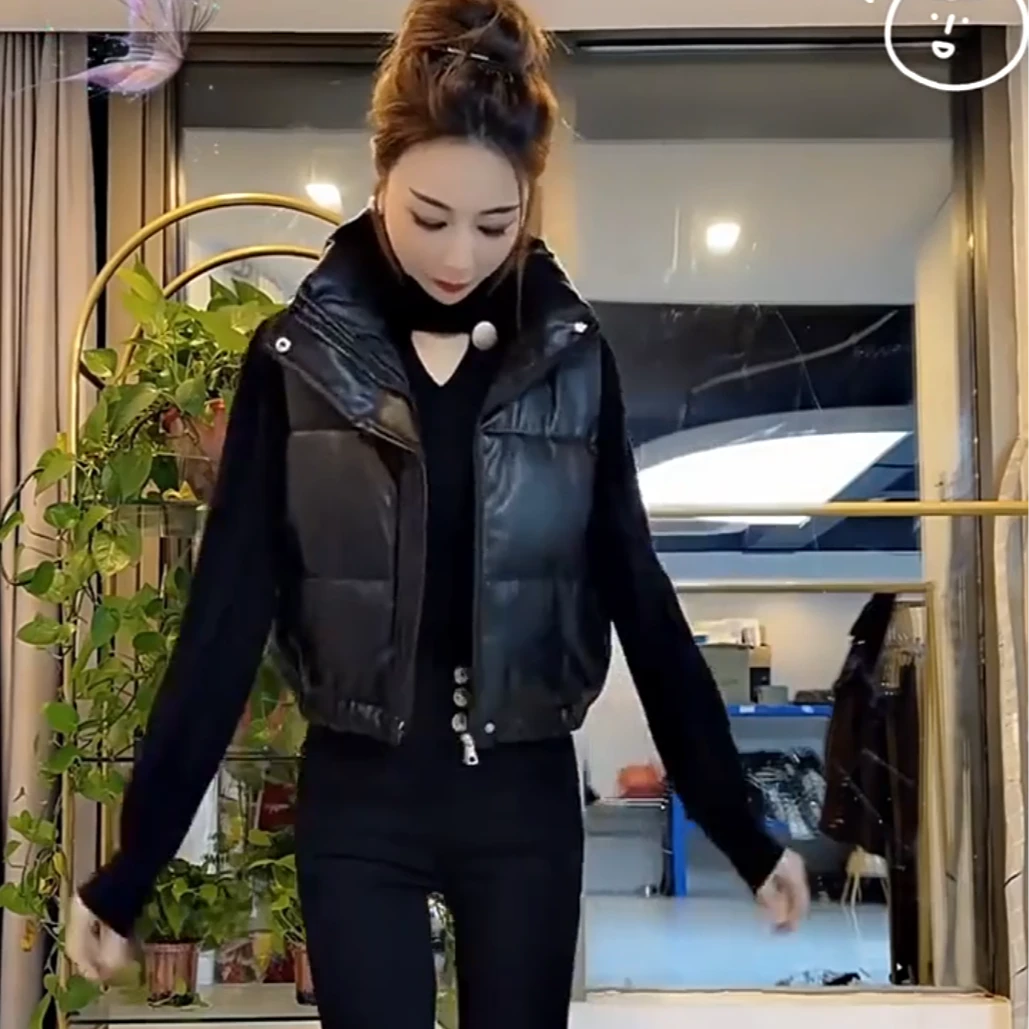 时尚短款PU皮加棉马甲2025新款宽松小个子韩版立领加厚洋气马甲