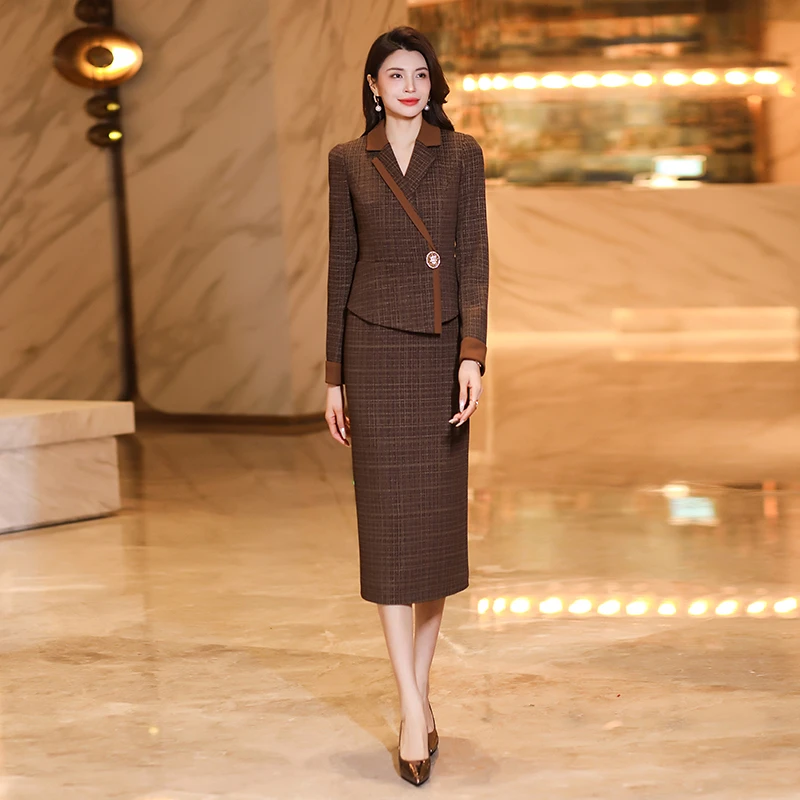 端庄大气连衣裙秋季2025新款高级感气质显瘦裙子女春秋西装连身裙