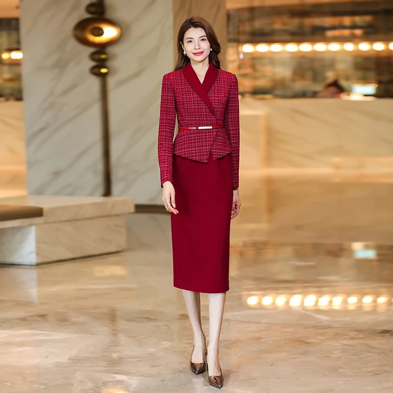 正式场合连衣裙女秋冬2025新款高端奢华气质显瘦高级感假两件裙子