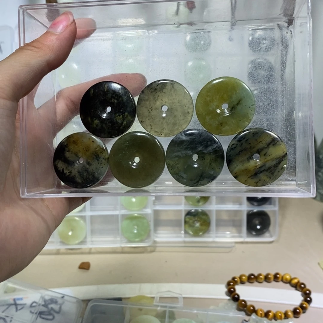 【闪购商品】蛇纹石玉其他未镶嵌束**.606