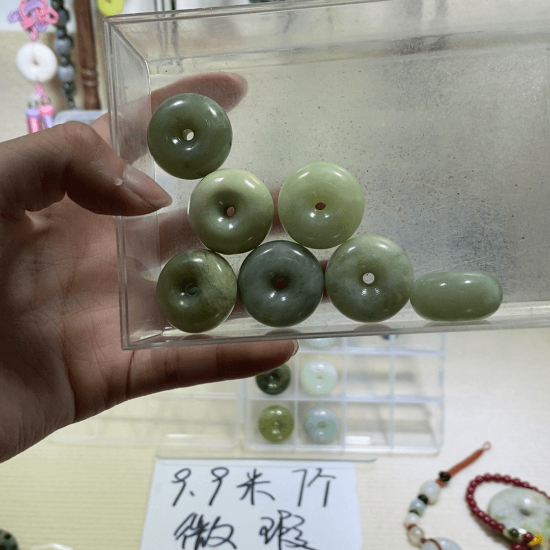 【闪购商品】蛇纹石玉其他未镶嵌85