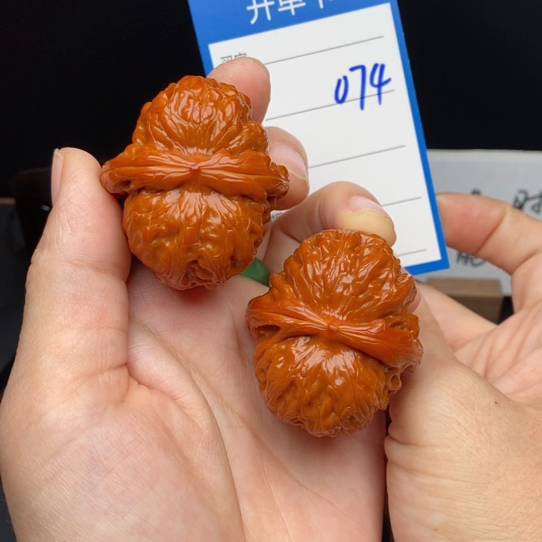 文玩核桃吊坠074号44元宝