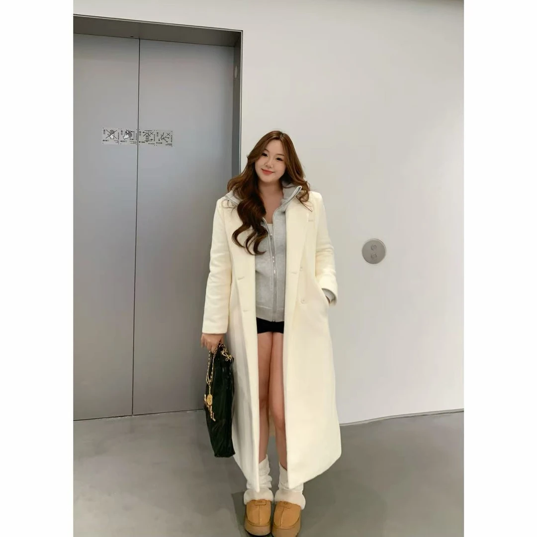 卤蛋公主【白大衣】大码胖mm气质白色轻奢时尚休闲百搭冬季夹绒