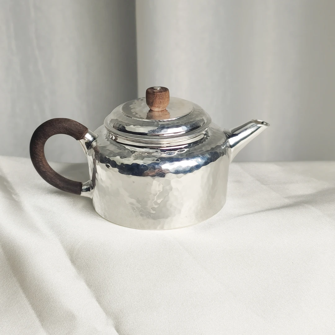 清货-手工锤纹德钟壶999