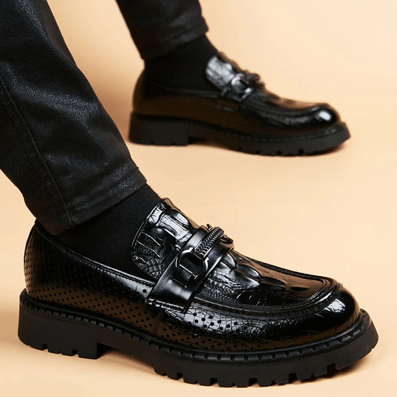 休闲皮鞋男夏季新款镂空透气套脚一脚蹬男鞋百搭英伦风真皮乐福鞋