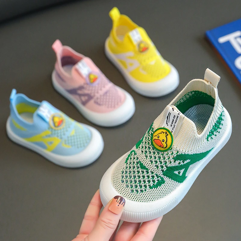 新款春秋飞织男宝宝软底防滑外出百搭轻便女宝宝透气一脚蹬飞织鞋