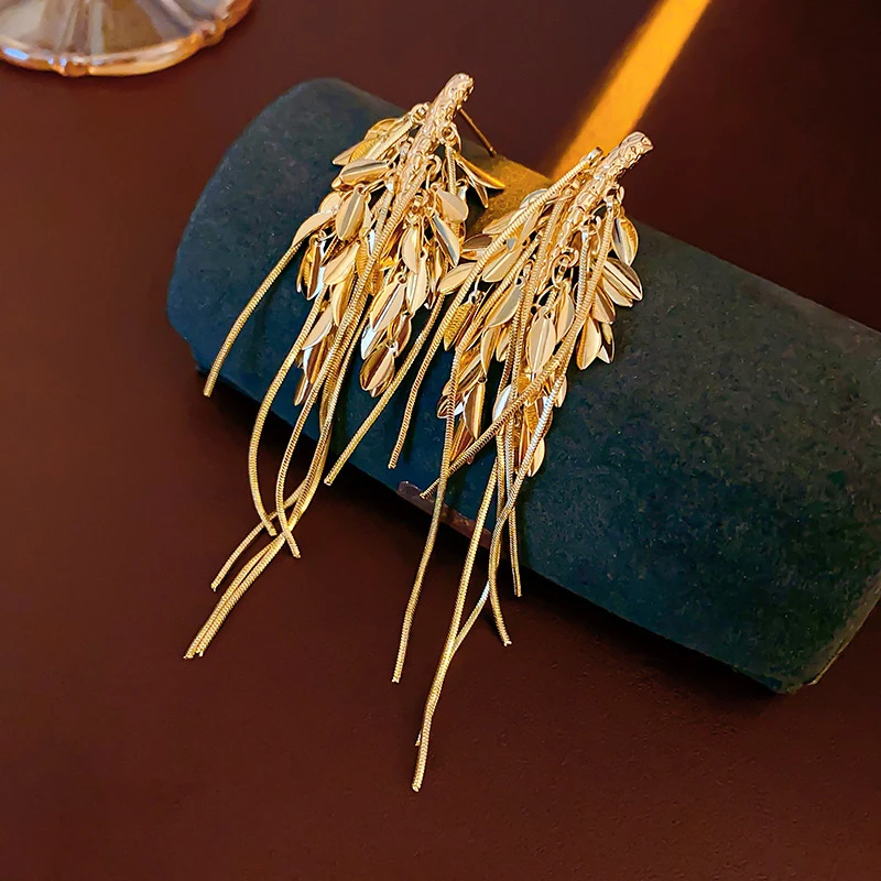 铜合金耳饰 新款时尚大气长款夸张流苏耳环金色气质轻奢耳饰精致