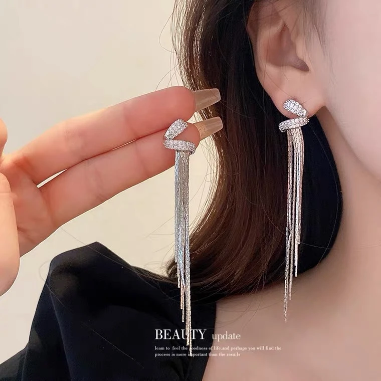铜合金锆石耳饰 新款小众设计感时尚长款流苏耳环百搭个性超仙