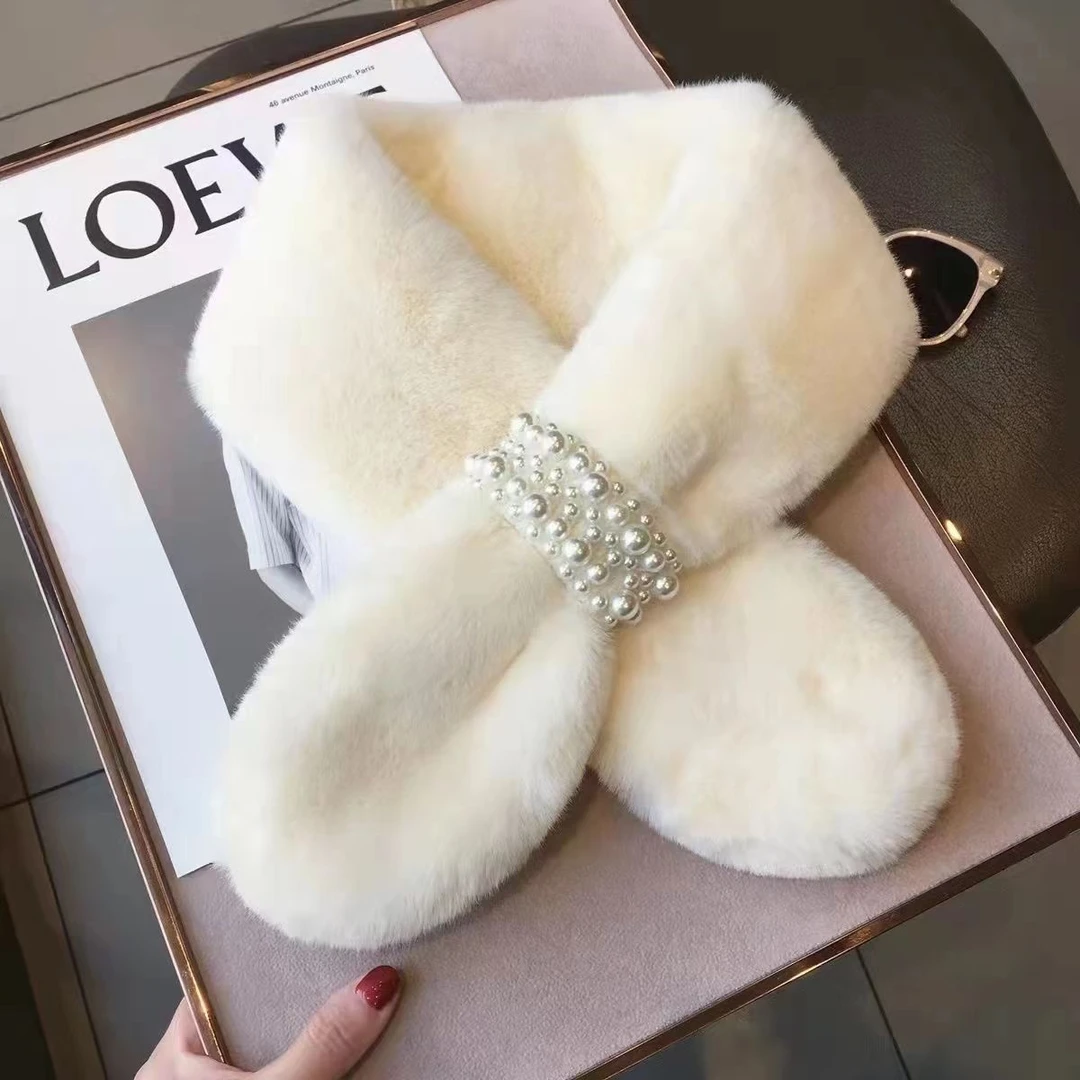 珍珠时尚毛领围脖冬季保暖毛绒珍珠扣围巾交叉围脖百搭款时尚冬款